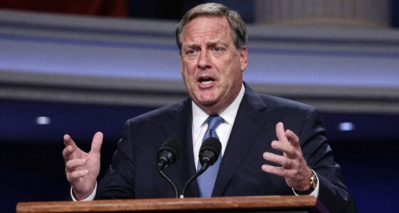 chris christie s income sources